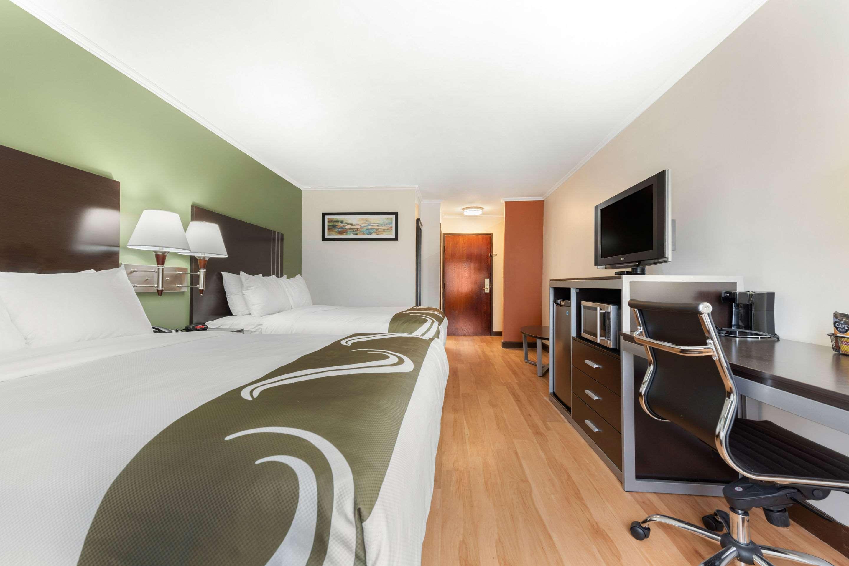 Quality Inn Fairborn Extérieur photo