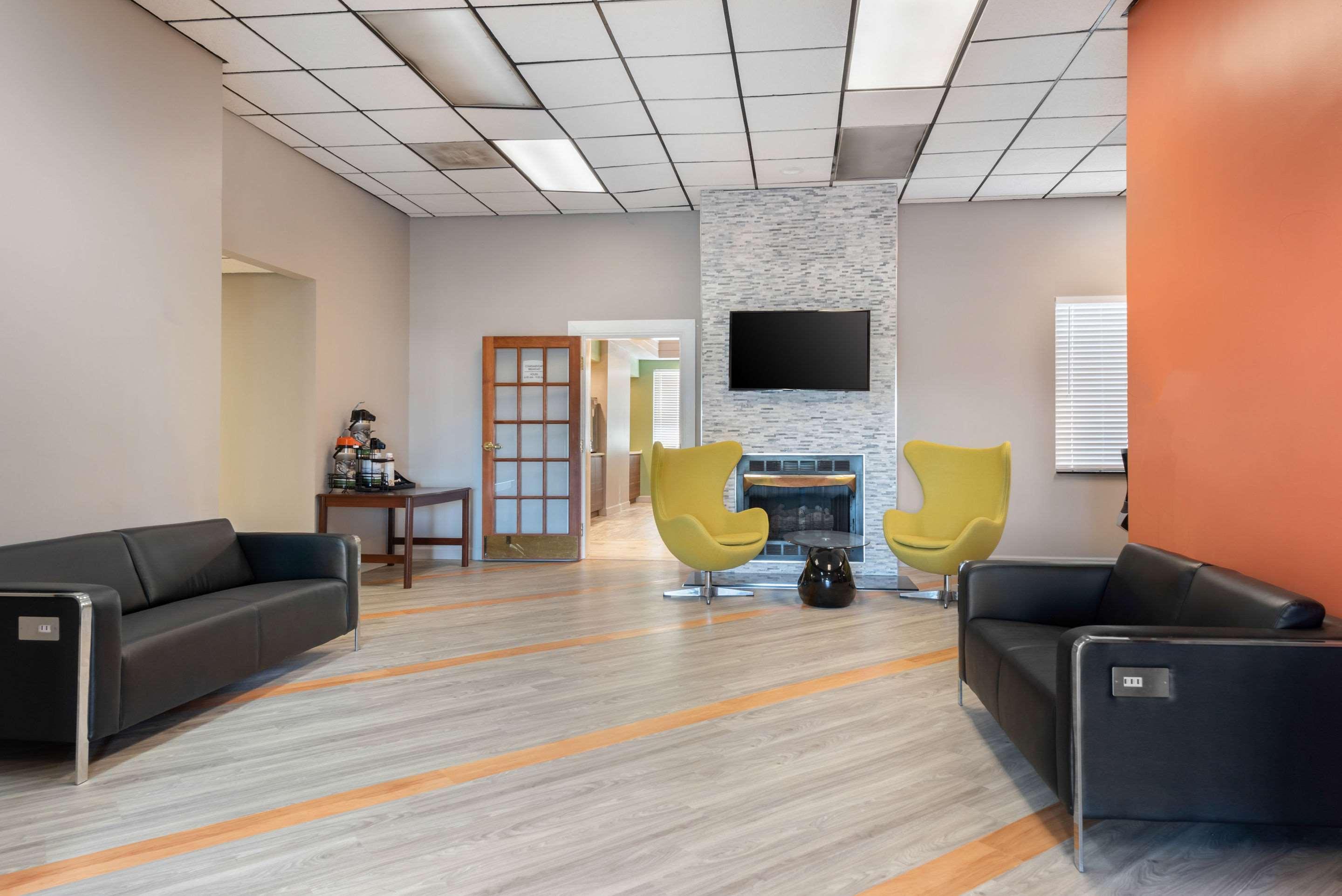 Quality Inn Fairborn Extérieur photo