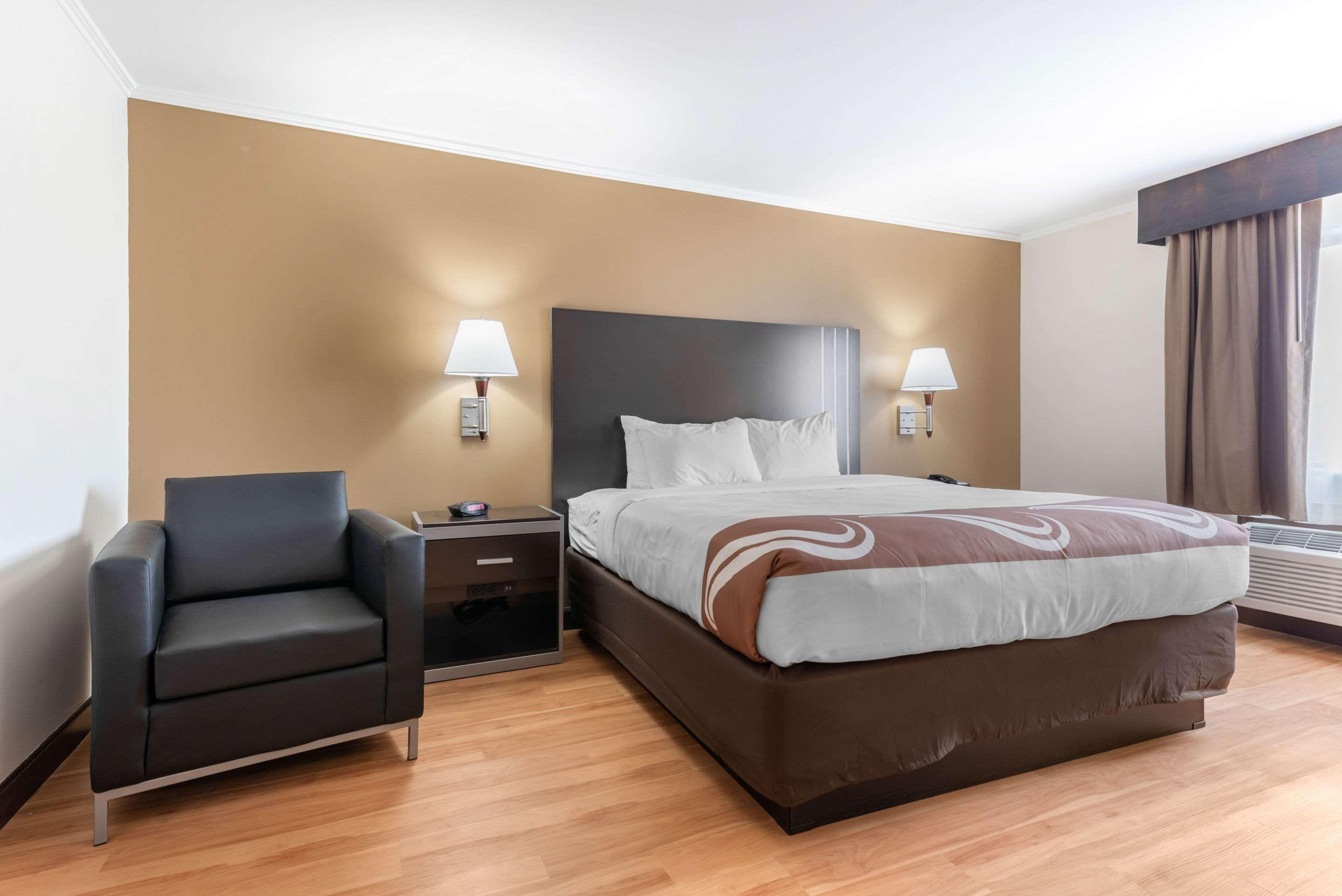 Quality Inn Fairborn Extérieur photo