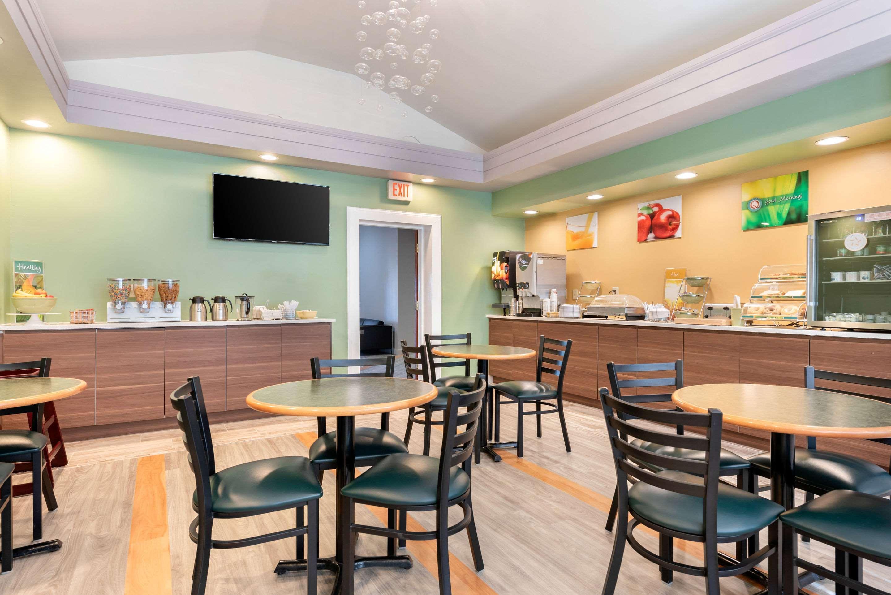 Quality Inn Fairborn Extérieur photo